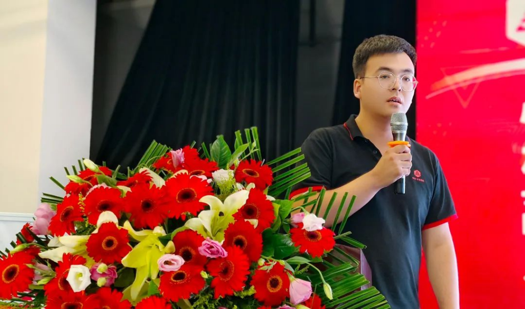 心相融·创未来 | 红宝石9999hbs物流2023年度年中会议
