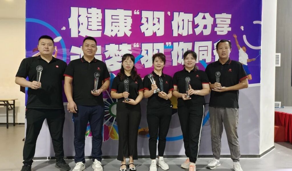 健康“羽”你分享,追梦“羽”你同行——红宝石9999hbs物流第三届“智慧杯”羽毛球比赛